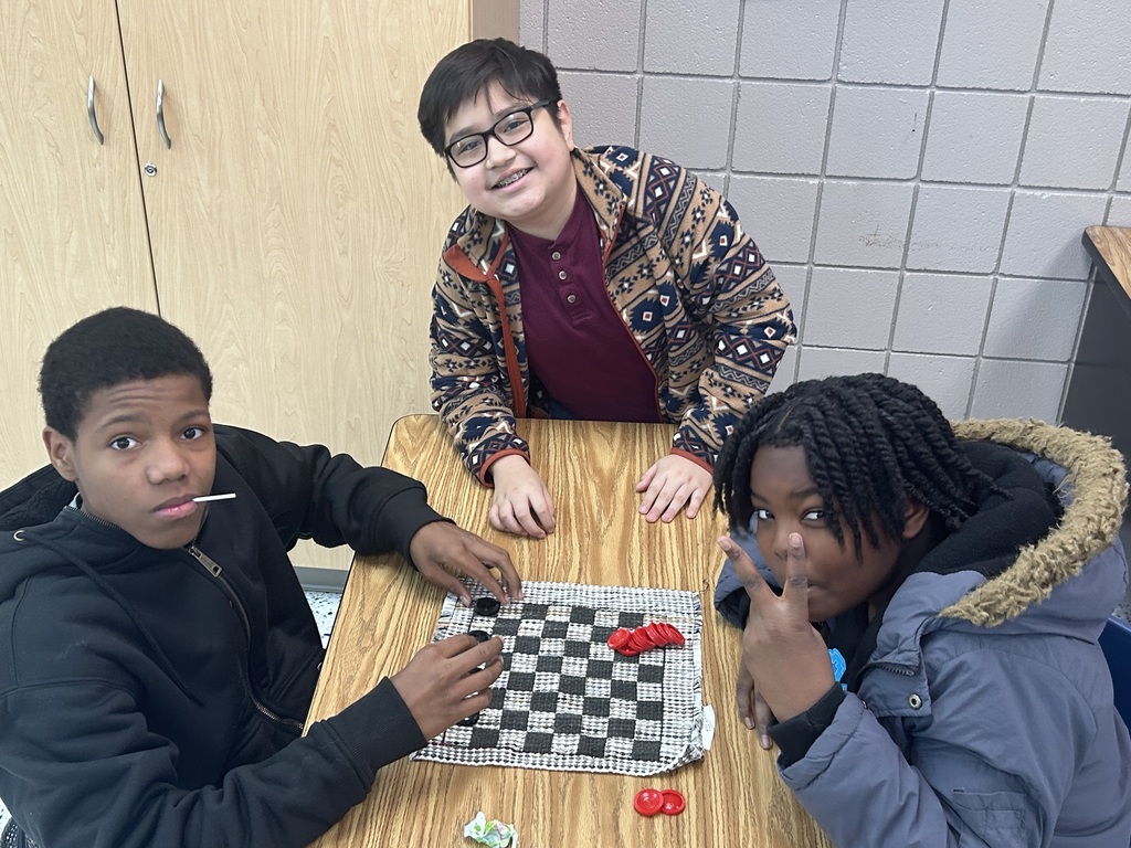 Mrs. K. Bates' Cat Connection Club enjoyed playing board games during Friday's club time!
