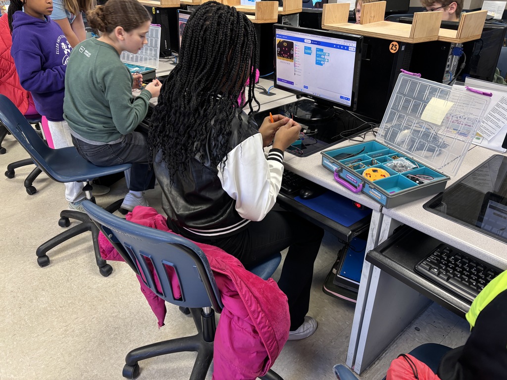 Hummingbird Robotics during WIN time