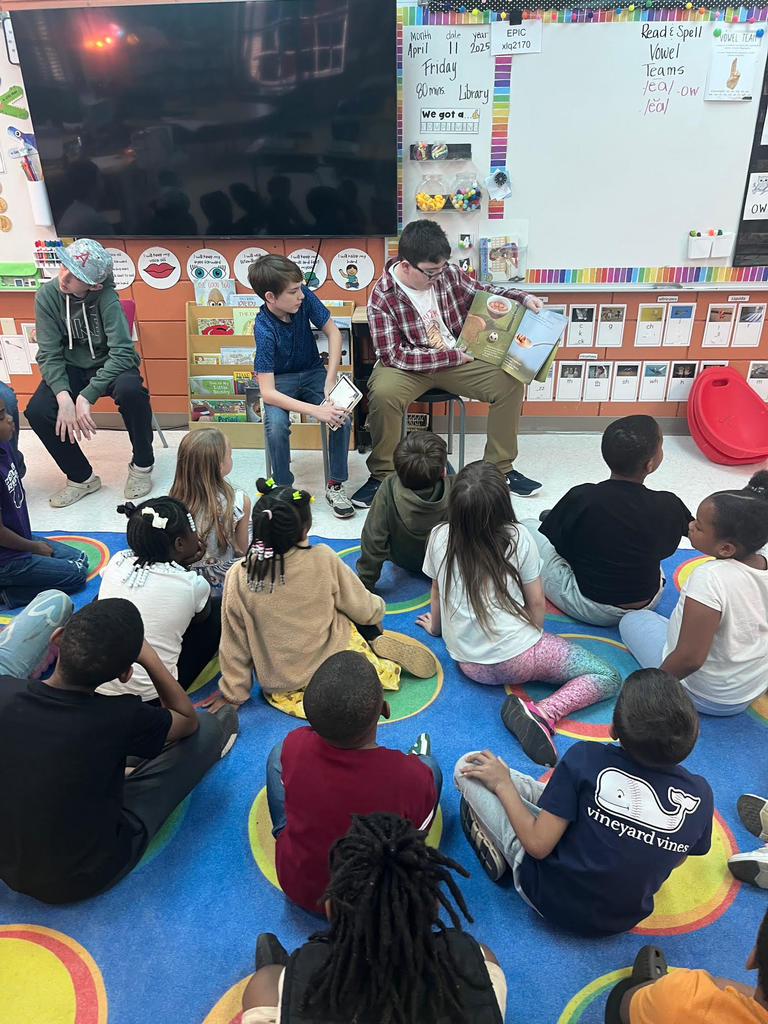 CSMS Student Council members had an opportunity to share their love of reading with the future students of CSMS. In conjunction with International Children's Storybook Day, StuCo members selected their favorite children's book, dressed up as characters from the story, and read aloud to the kindergarten and first grade classes. Everyone had a wonderful time!