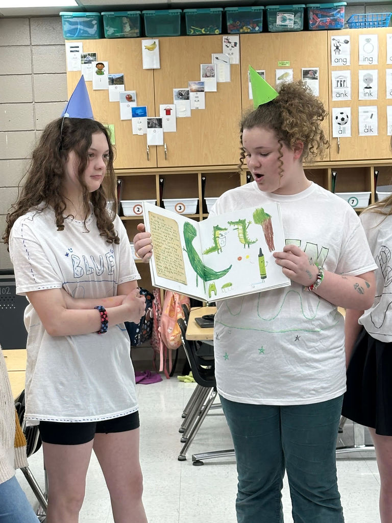 CSMS Student Council members had an opportunity to share their love of reading with the future students of CSMS. In conjunction with International Children's Storybook Day, StuCo members selected their favorite children's book, dressed up as characters from the story, and read aloud to the kindergarten and first grade classes. Everyone had a wonderful time!
