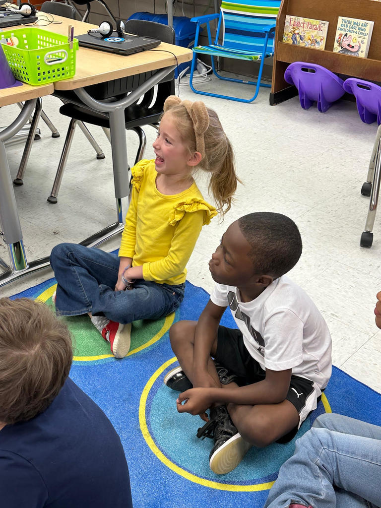 CSMS Student Council members had an opportunity to share their love of reading with the future students of CSMS. In conjunction with International Children's Storybook Day, StuCo members selected their favorite children's book, dressed up as characters from the story, and read aloud to the kindergarten and first grade classes. Everyone had a wonderful time!