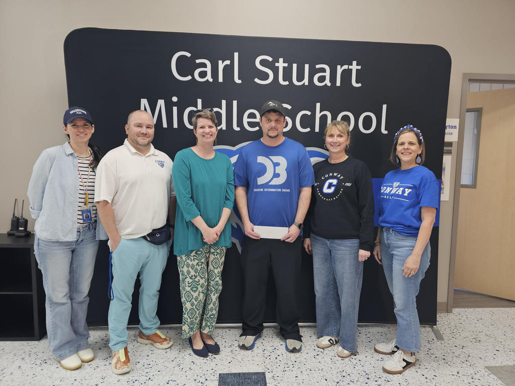 Dr. Lesley Graybeal from the Faulkner County chapter of the Arkansas Community Foundation presented a grant check for D3 and G3! Receiving the check are D3/G3 mentors Chuck German, Andrew Wright, Catherine Stradling, Cristy Mosley, and Patty Callaway (not pictured: Johnny Gunsolus, Micah Walsh, Zach Jeffery, Sarah Franklin)