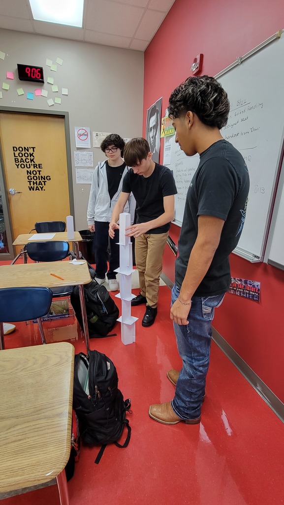 Mrs. Lancaster’s AP Psychology class put their knowledge into action this week! After discussing operational definitions, students defined “finding a creative solution” as building a paper tower taller than 30 inches—using only 10 pieces of paper.