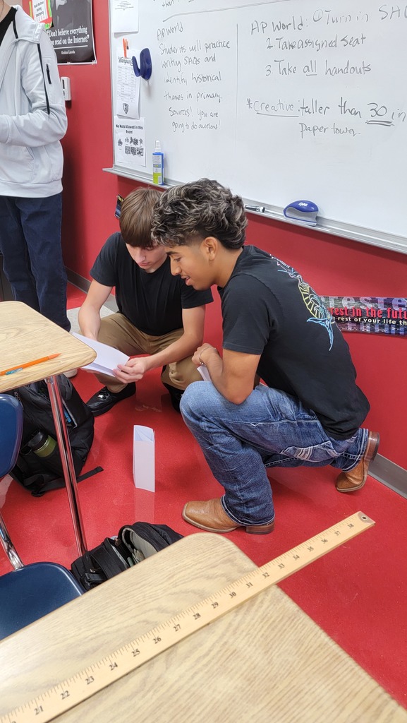 Mrs. Lancaster’s AP Psychology class put their knowledge into action this week! After discussing operational definitions, students defined “finding a creative solution” as building a paper tower taller than 30 inches—using only 10 pieces of paper.