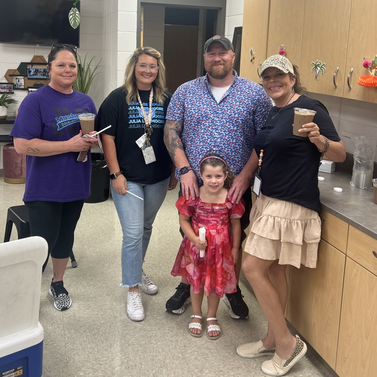 Roll and Play Free drinks for staff