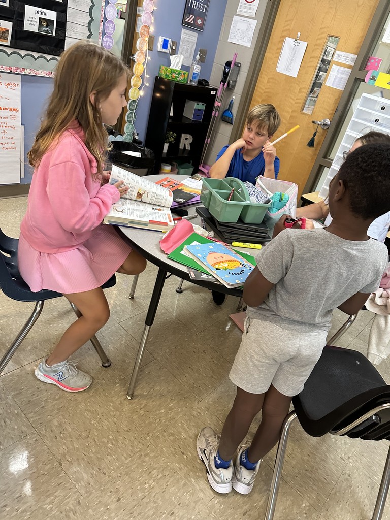Mrs. Rogoff’s class worked on their dictionary skills together as teams today. 