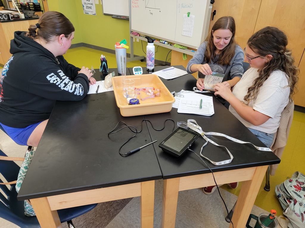 🧪🔬 Science in Action! Ms. Bowden’s UACCM Fundamentals of Biology students had fun in the lab today investigating the effects of temperature on enzyme activity and fermentation rates using living yeast cells. Hands-on experiments make biology come alive! 🌡️🍞 #CHSWampusCats #BiologyLab #HandsOnLearning