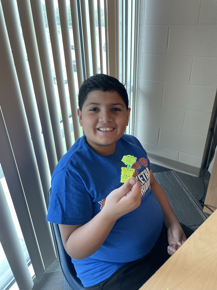 students in makerspaces