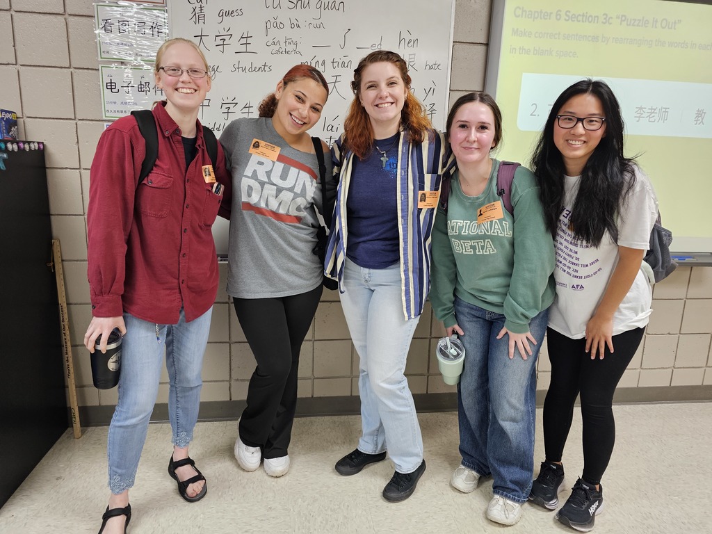 🌏✨ In September, Mrs. Chen’s Chinese 2 students had some very special visitors! Several Conway High School alumni—now majoring or minoring in Chinese at UCA—returned to CHS to share their passion for the language. Students participated in an interactive grammar lesson led by the alumni, complete with prizes 🎁 and souvenirs straight from China 🇨🇳. We’re especially proud that 4 of the 5 visiting UCA students began their Chinese journey right here at CHS with Mrs. Chen, completing 3–4 years in our program! 💙 Their visit was a great reminder that learning Chinese doesn’t stop in high school—it can open doors to exciting opportunities in college and beyond. 🚀 #WampusCats #LanguageLearning #CHSproud #FutureReady
