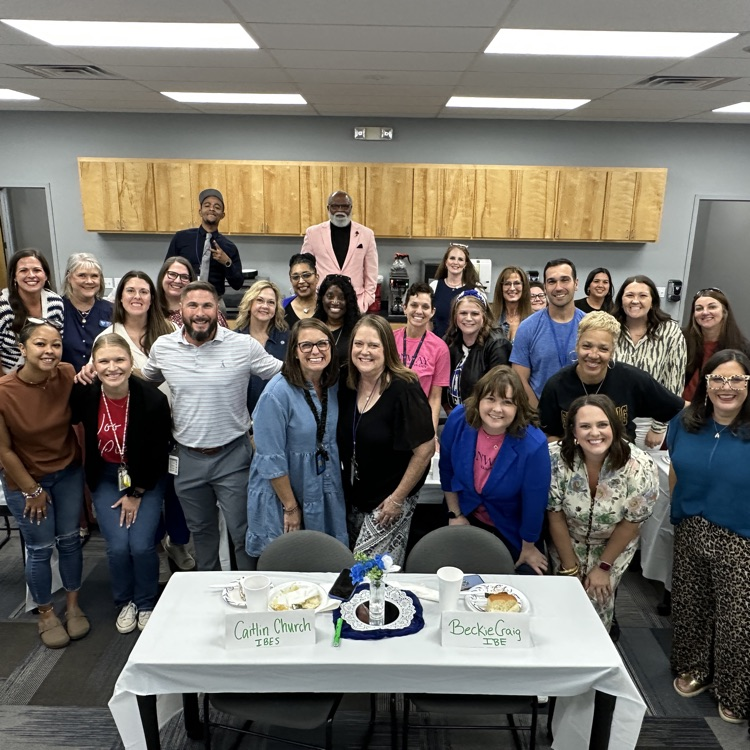 picture of teachers and employees of the year