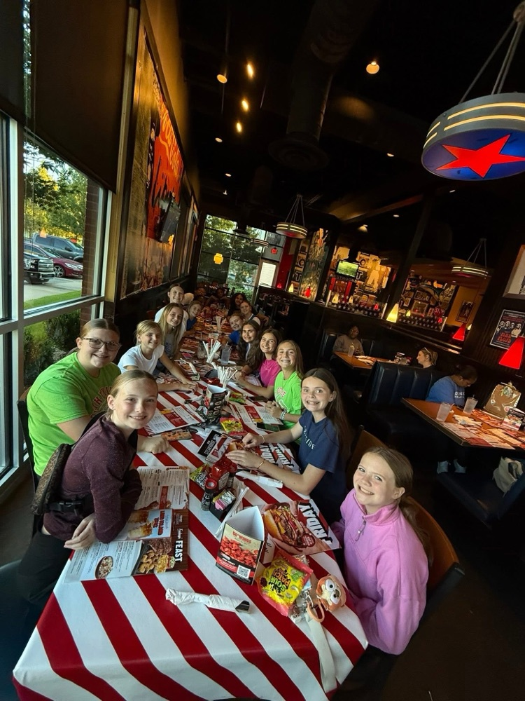 Ruth Doyle End of the Year Volleyball Team Dinner 🏐