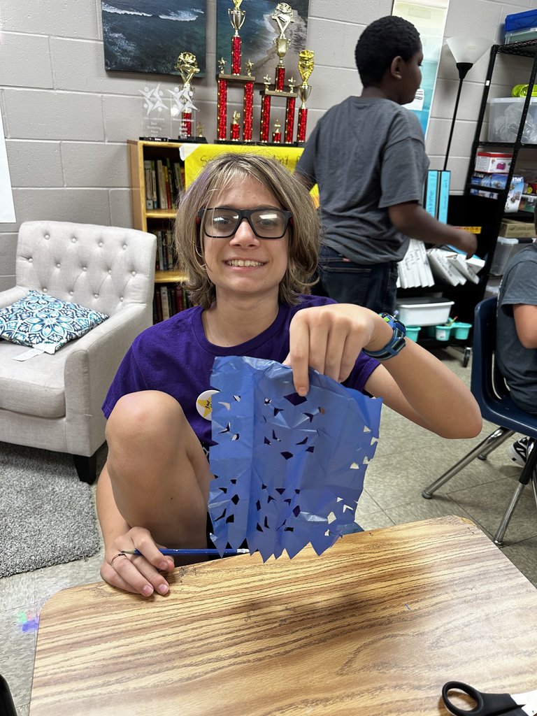 students researching and creating for Hispanic Heritage Month!