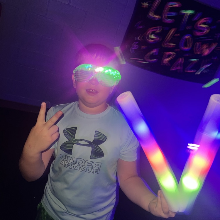 glow party