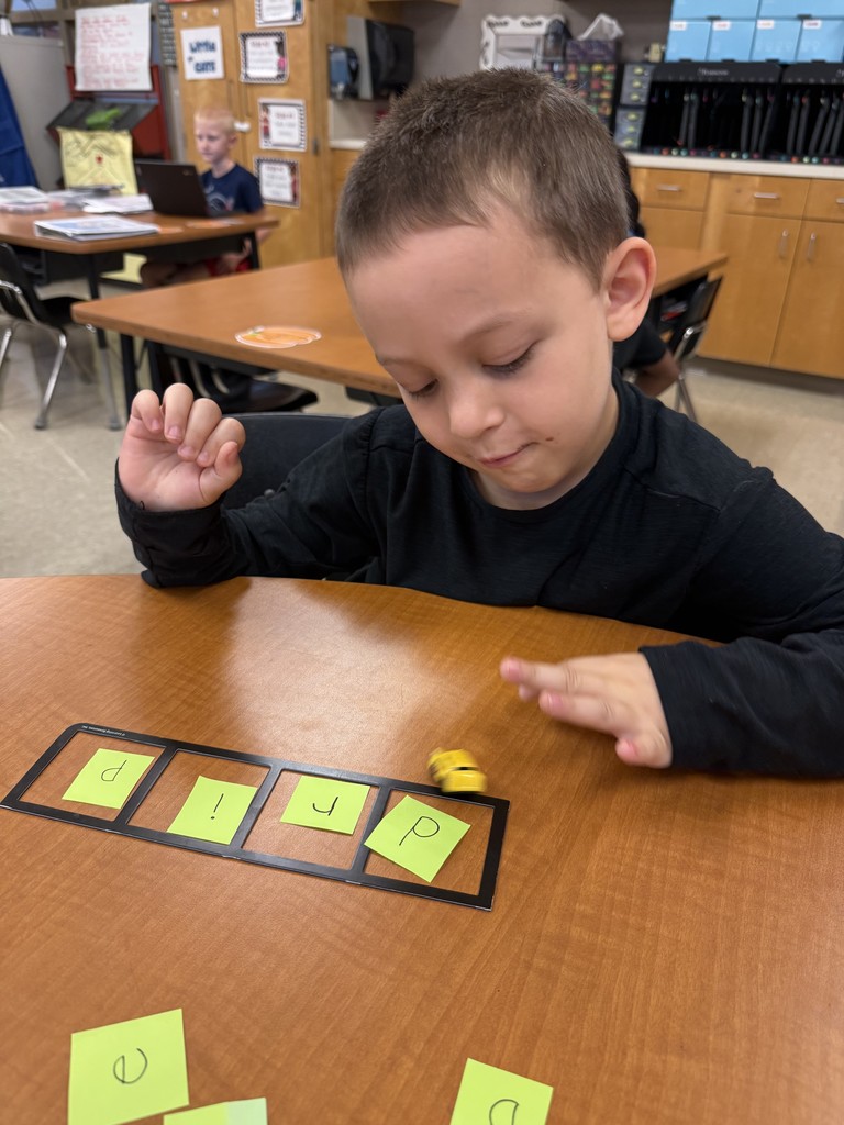 Building words and blending the sounds with a race car sure makes reading fun! 