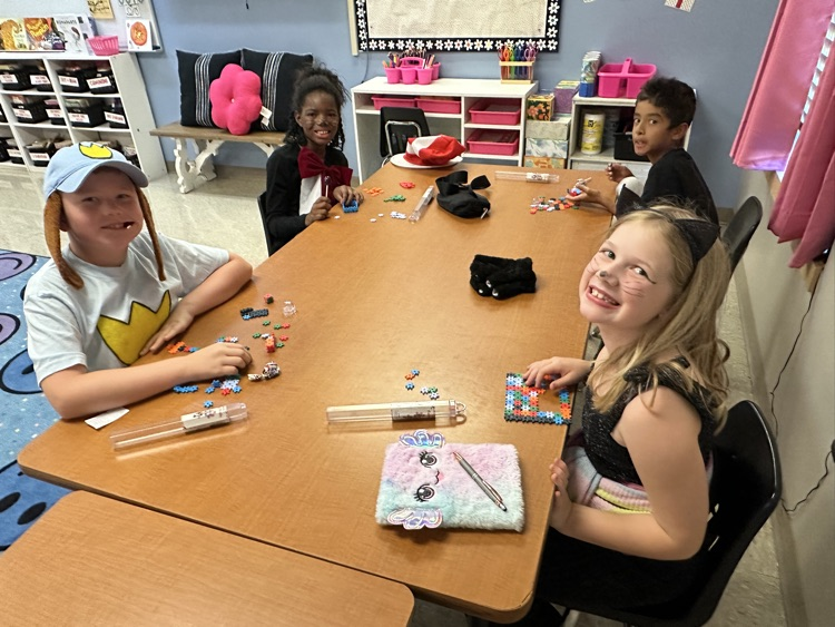 Third Graders designed their own Haunted House and then wrote a descriptive piece trying to sell it! 🏚️🎃