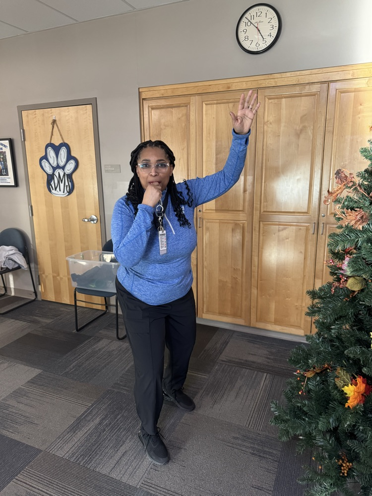 teachers dressing like middle school students