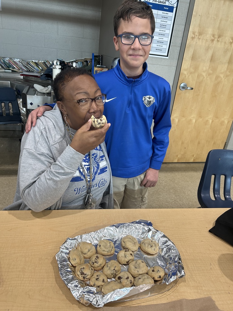 students baking cookies
