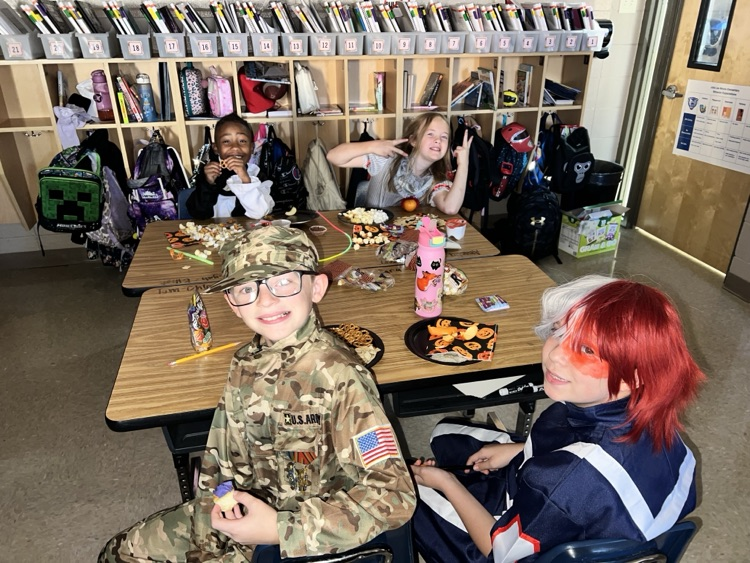 third grade dress up days