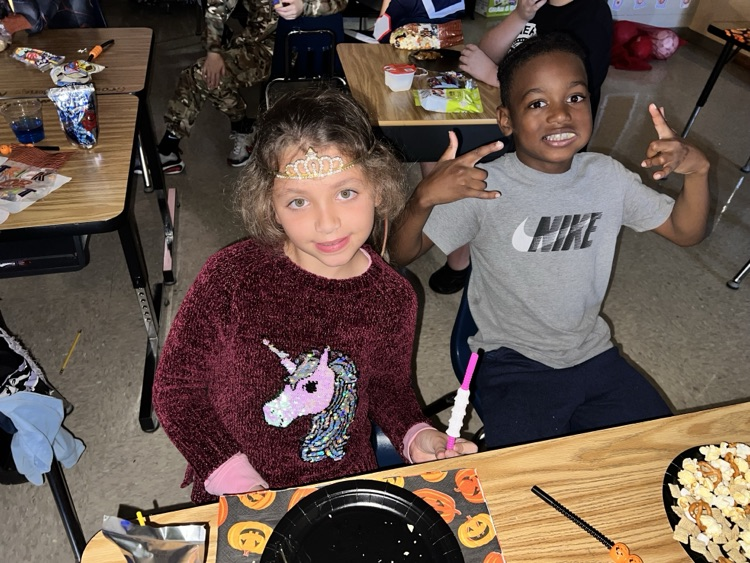 third grade dress up days