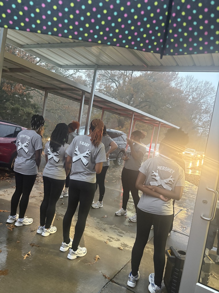 Our Chi Sigma Chi Step Team brought the energy this morning at Carolyn Lewis Elementary! 🔥👟 They greeted students at drop-off and then performed for the 4th graders—who surprised everyone with a performance of their own! 🎶👏 The result? An epic and incredibly fun step battle between the CHS Step Team and the Carolyn Lewis 4th Grade Step Team! 💙✨ #ChiSigmaChi #CHSStepTeam #ConwaySchools #StepTeamPride #CommunityConnections #WampusCatsPride