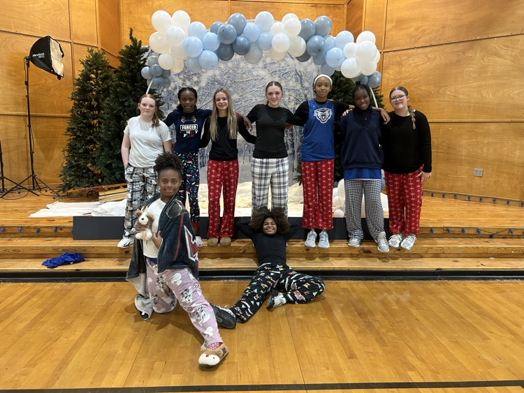 Ruth Doyle basketball "pajama" day practice. 