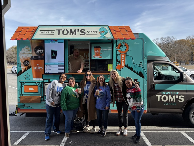 photo of Traveling Tom’s coffee truck 