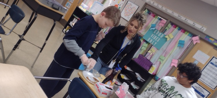 students making French toast!