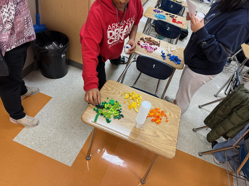 Ms. Branscum’s Advanced Biology classes used LEGO® proteins built from specific DNA sequences to model protein synthesis—the process cells use to make the proteins essential for life. Students also explored how DNA mutations can change proteins, resulting in effects that may be harmful, neutral, or even beneficial. Science in action!