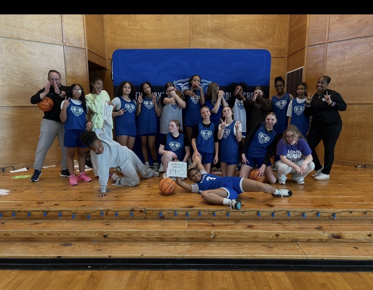 Congratulations to the Ruth Doyle Girls basketball team on finishing their season UNDEFEATED 14-0. 