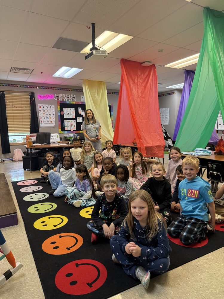 Mrs. Roberts class went camping and did some reading under the stars.  ✨ 
