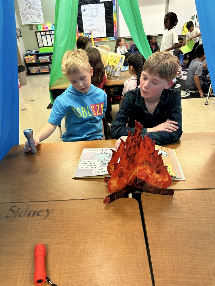 Mrs. Rogoff’s class celebrated the first day of Read Across America week at Camp Read-A-Lot followed by reading with 1st grade book buddies 📖 