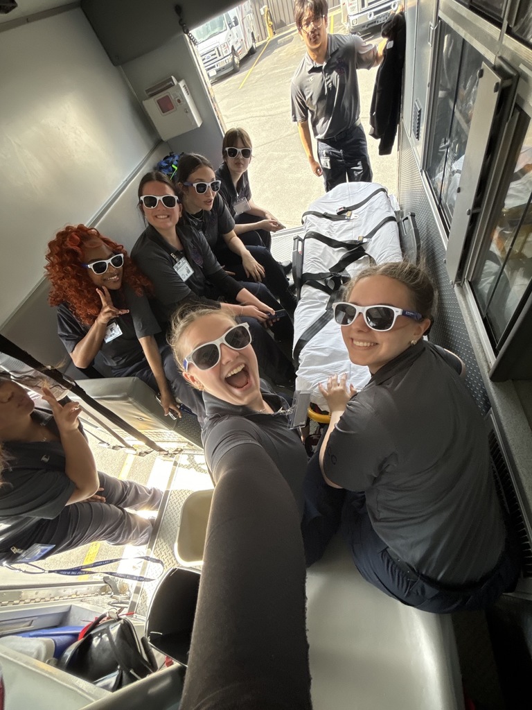 Mrs. Tillery-Harris’ EMT students recently had the incredible opportunity to visit the MEMS Communication and Dispatch Center and get a behind-the-scenes look at how emergency response begins. 🚑  During their visit, students learned firsthand about the critical role dispatchers and communication specialists play in coordinating emergency services and supporting first responders in the field. 📞🎧  From managing emergency calls to directing resources, these professionals are the calm voices and quick thinkers that help keep our community safe. Our students left with a deeper understanding of how teamwork, communication, and quick decision-making keep the EMS system running smoothly and efficiently. 👩‍⚕️🚨  Thank you to the MEMS team for welcoming our students and giving them such a valuable real-world learning experience! 🙌  #WampusCats #CTE #FutureFirstResponders 🐾