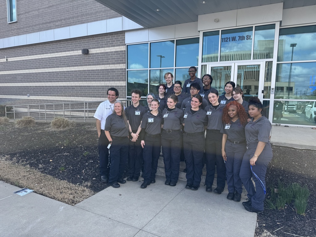 Mrs. Tillery-Harris’ EMT students recently had the incredible opportunity to visit the MEMS Communication and Dispatch Center and get a behind-the-scenes look at how emergency response begins. 🚑  During their visit, students learned firsthand about the critical role dispatchers and communication specialists play in coordinating emergency services and supporting first responders in the field. 📞🎧  From managing emergency calls to directing resources, these professionals are the calm voices and quick thinkers that help keep our community safe. Our students left with a deeper understanding of how teamwork, communication, and quick decision-making keep the EMS system running smoothly and efficiently. 👩‍⚕️🚨  Thank you to the MEMS team for welcoming our students and giving them such a valuable real-world learning experience! 🙌  #WampusCats #CTE #FutureFirstResponders 🐾