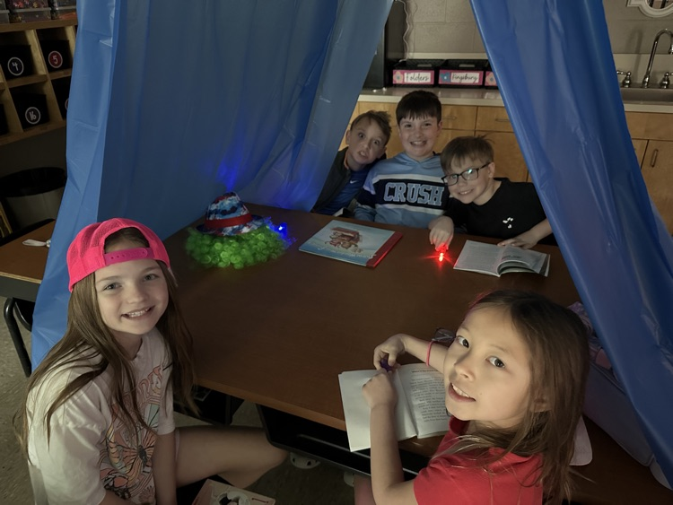 To kickoff Read Across America Week, Mrs. Hill’s and Mrs. Kingsbury’s Literacy classes started a Book Showdown.  The students enjoyed reading new books and voting for their favorites!