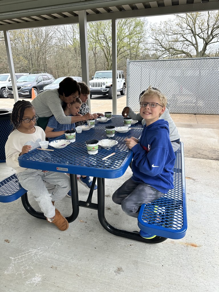 4th grade is so thankful for the Master Gardeners of Faulkner County! They spent their morning helping students plant some sweet surprises and we can’t wait to watch them grow!