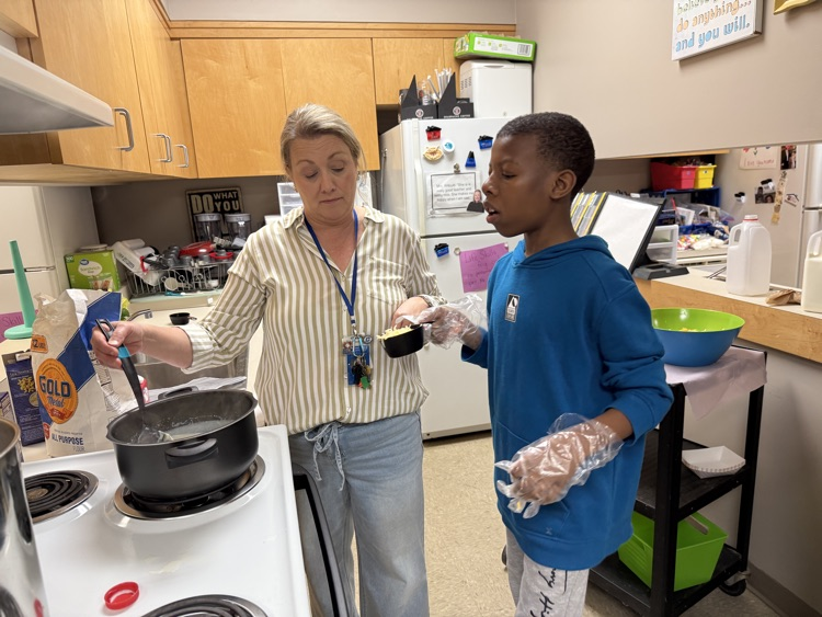 cooking Mac and cheese