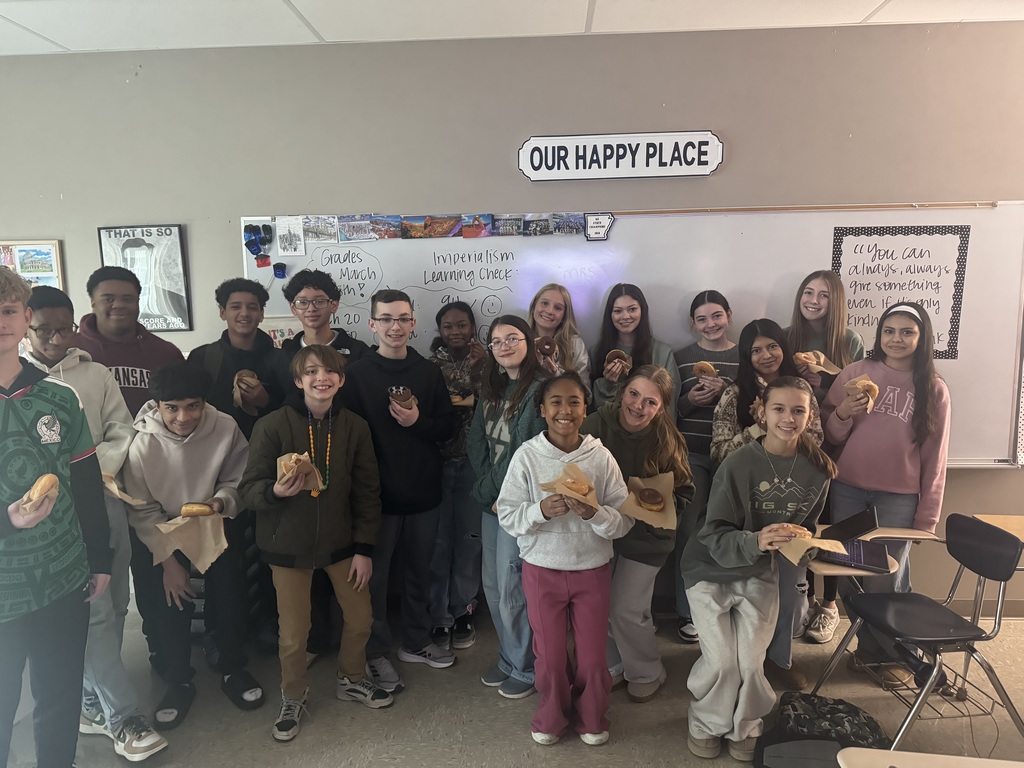🍩🎉 Sweet victory for Coach Gunnels’ 3rd Period Advanced Social Studies! This outstanding class earned donuts for being the highest scoring group on their recent common assessment. 🏆📚