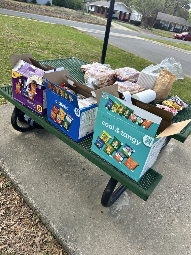 Thank you to UCA’s head baseball coach, Nick Harlan for helping 4th grade kick off their final literacy module of the year!! We can’t wait to learn about the history of baseball.  