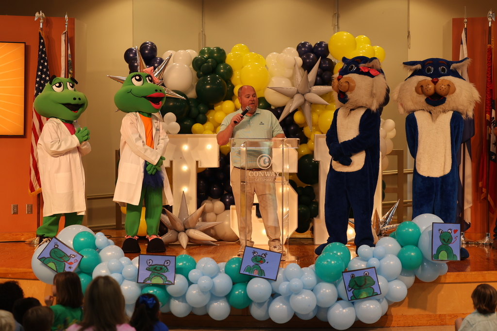 Toad suck daze press conference photo