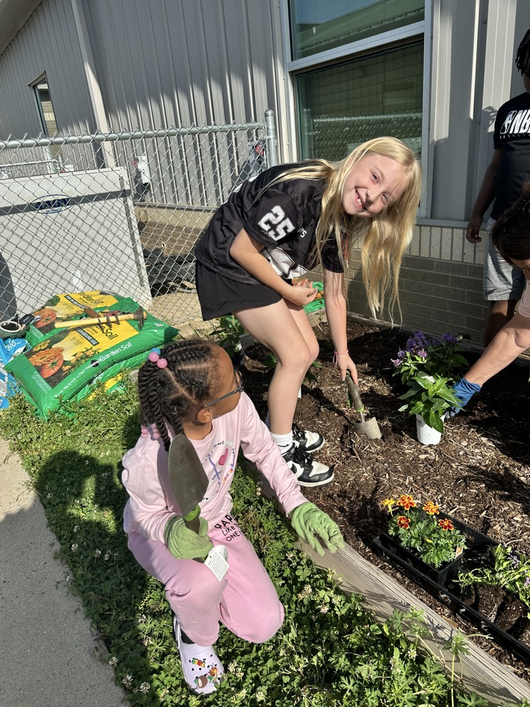 The Pollinator Playground is off to a great start!   Thank you for Mrs. Carmen Lindsey & Tara Brown for all of the help. 