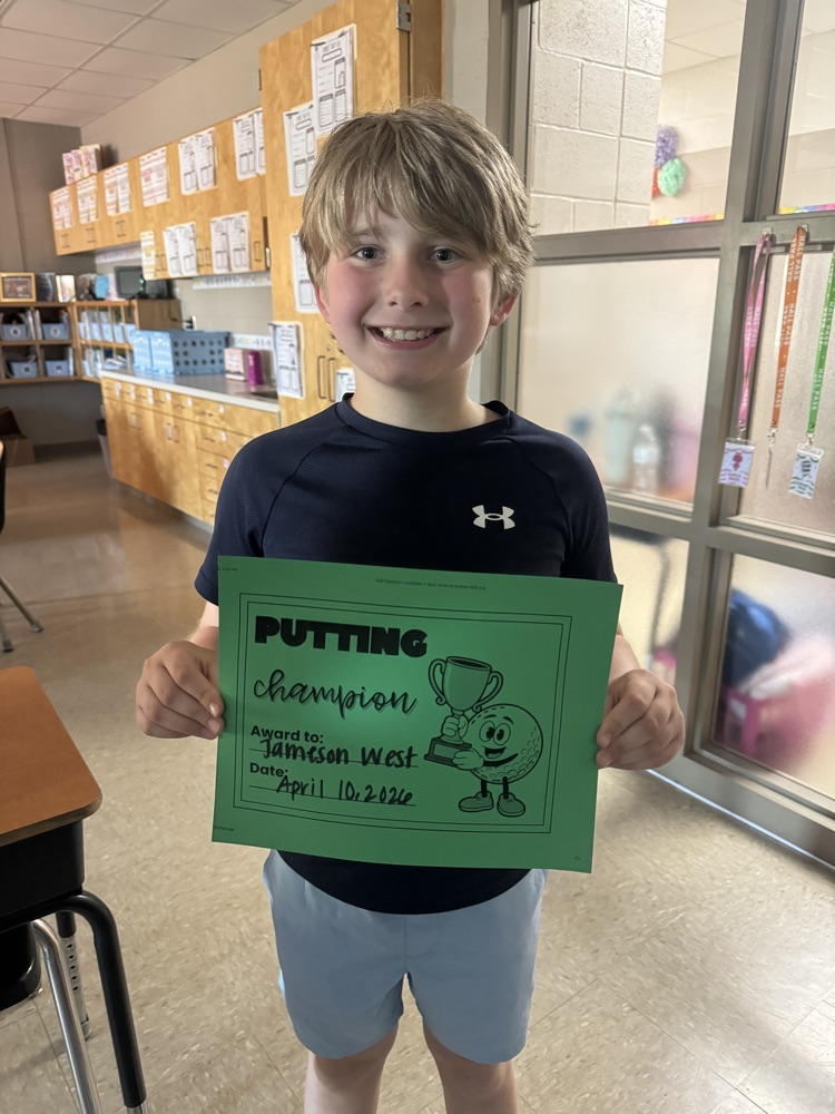 Ms. Sligh’s class had a blast celebrating the Masters with a putting contest, peach ice cream, and fun practice of long division & estimation! 💛⛳️🏆🏌️‍♀️