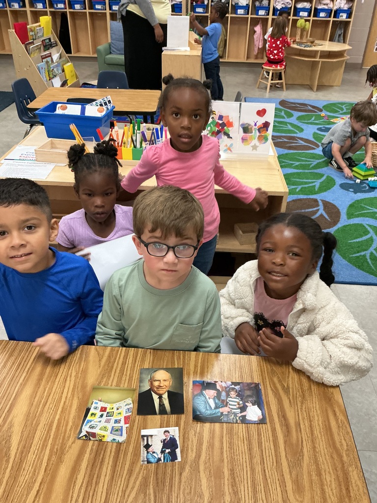 children looking at pictures 