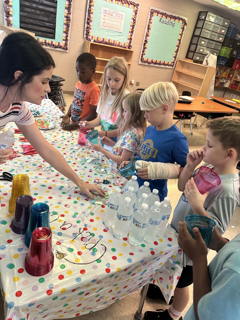 Mrs. Harrison’s💙🤍Second Grade🤍💙 crew wrapped up the year with class awards voted on by their peers and a loaded water bar celebration! 💦🥤  From funniest friend to kindest classmate, these awards were extra special because they came from each other. So proud of the friendships, memories, and growth this group shared all year long! 