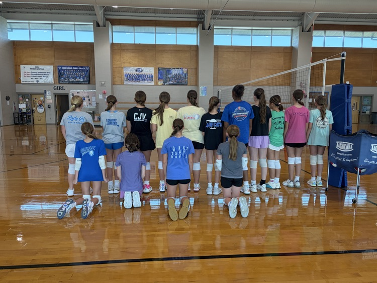 “Backwards” day at practice for Ruth Doyle volleyball