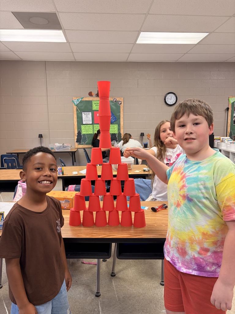 Inside Recess Cup Stacking