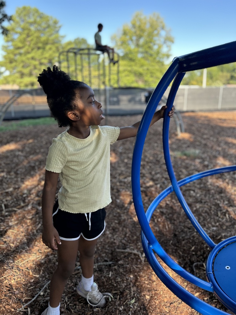 kids playing at recess