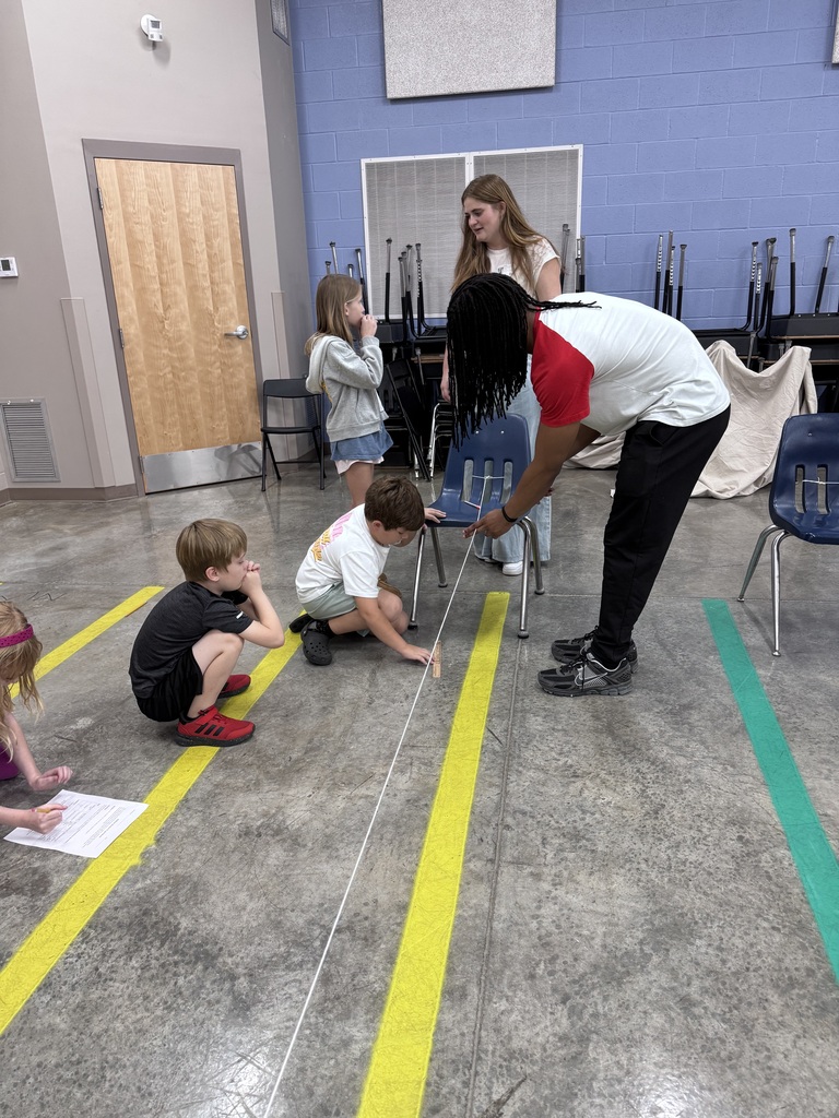 Third grade kicked off their first science experiment with our Hendrix partner, Patty G. Students tested three different-sized balloons to investigate which would travel the farthest. They made predictions, tested their ideas, and documented the results. We had a blast putting our scientific thinking into action! 🎈📏