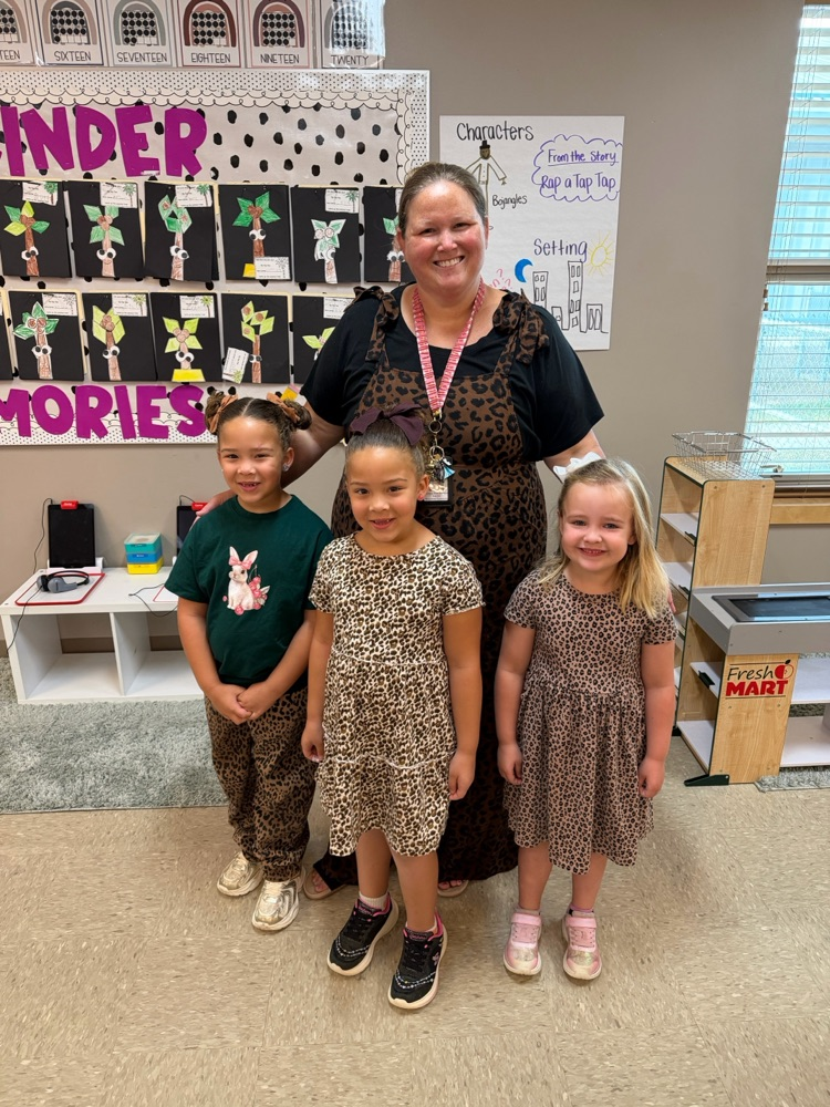 The Cheetah Girls came for Brown Day today!! 🤎🤎