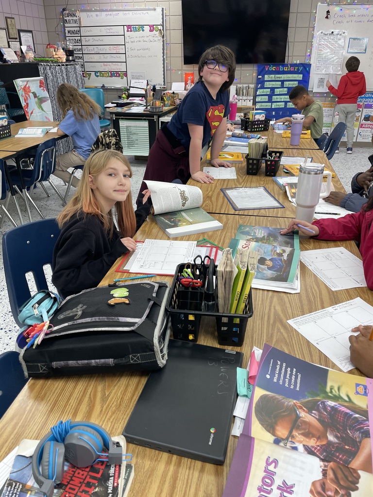 Mrs. Power’s classes analyzing text structure to improve comprehension.