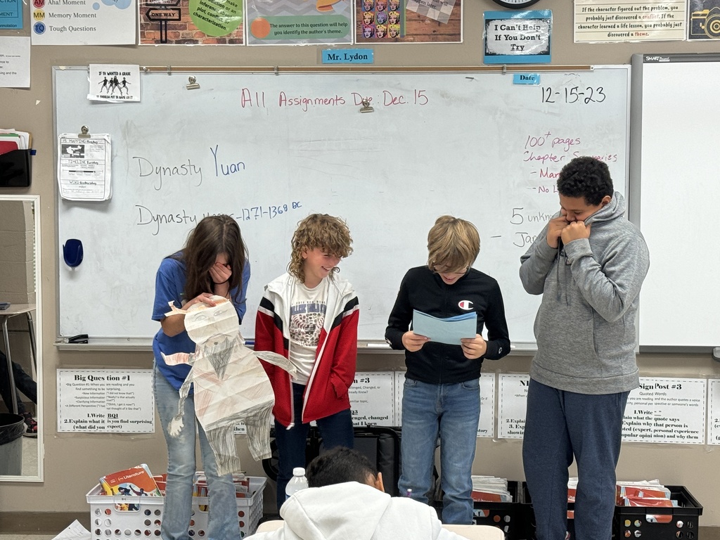 6th graders studying Ancient Chinese Dynasties